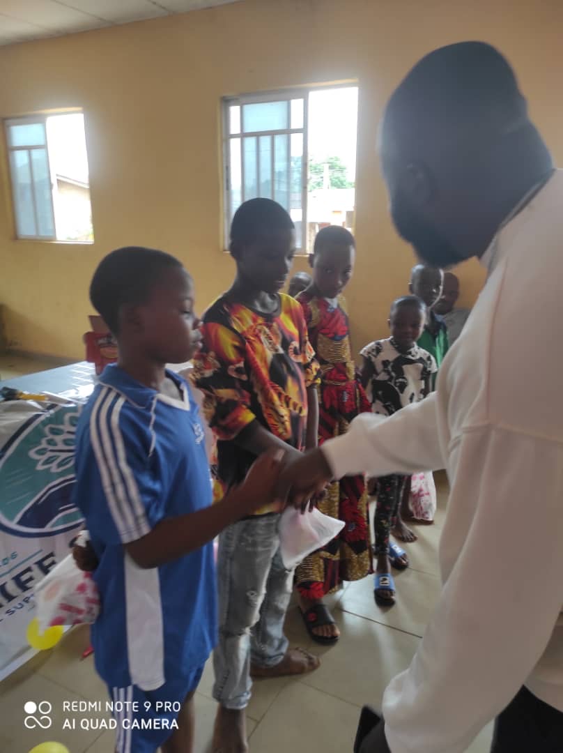 Children outreach distribution